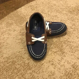Max and Jake kids shoes-navy and brown/sz 10